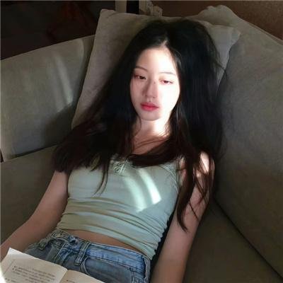 邪恶的蕾丝莉